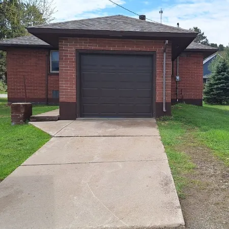 In the Heart of ELY Getaway is short walk to downtown ELY.  Freshly Remodeled!