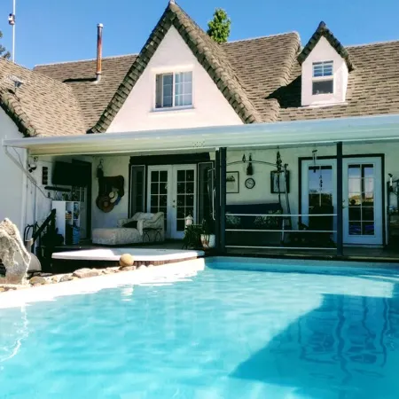 Little Castle Pool, Hot Tub, Napa, Sonoma, San Francisco