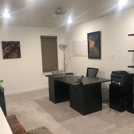 10 Mins from Denver International Airport- 2022 New Home