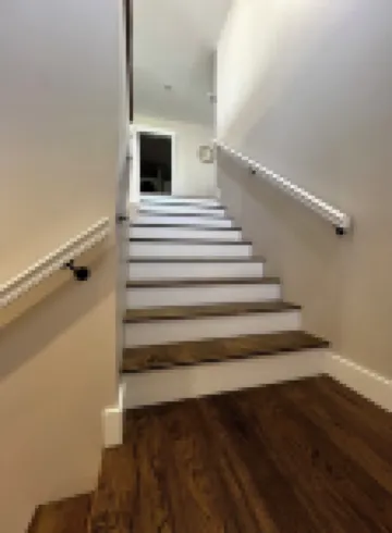 Spacious 2 Bedroom Apartment on Rural, Wooded Property.  King Bed