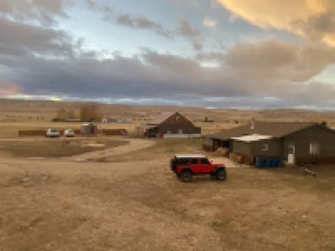 Guesthouse Farm Stay Near the Madison River!