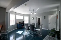 The Landing is a Cheerful 3 bedroom 2 bath home!