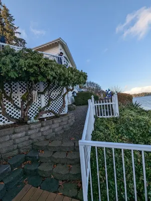 Waterfront Villa with Private Beach, Hot tub, EV & WFH