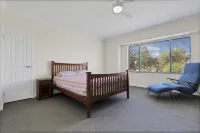 Day dream's entertainer - 150m from beach