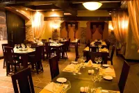 Tayfin Royale Hotel & Restaurant