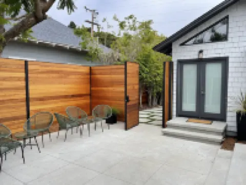 Beautiful 2 Bedroom Home in Santa Monica