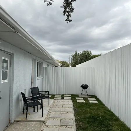 Cozy little apartment in Sprin Hill!