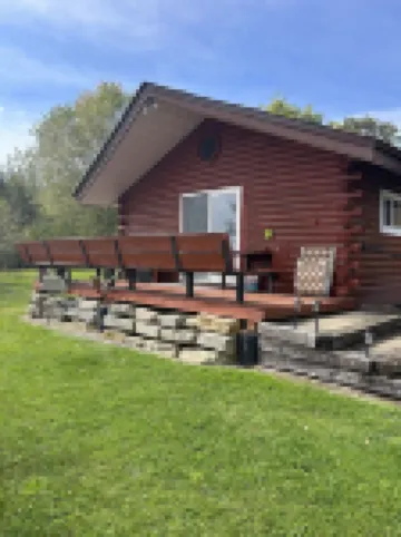 Cozy 2 bedroom cabin on a 20 acre lake