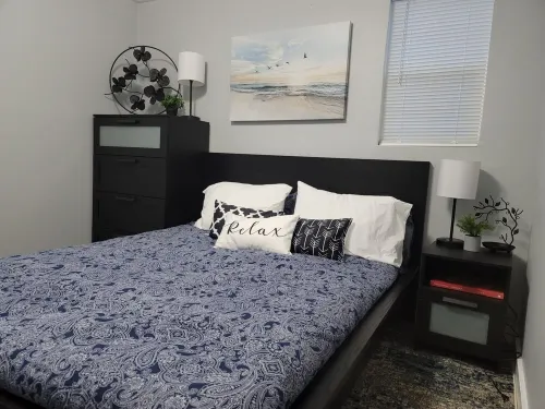 Cozy 4 Bedroom Home Away from Home - Wifi