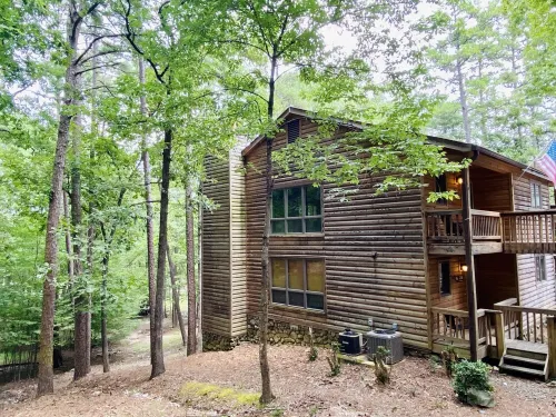 Treetop Getaway, 2 bed, 2 bath  at Mountain Harbor on Lake Ouachita