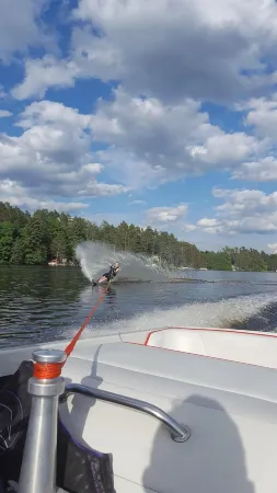 NORTHWOODS cabin. Fish hunt snowmobile   Family reunion destination Отели в г. Lincoln County