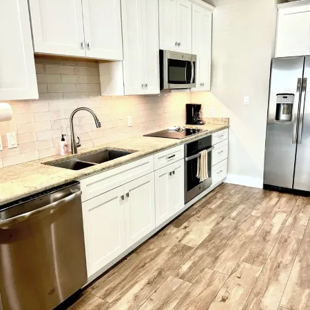 2Br with Balcony Near Biloxi Beach & One Block to Casinos! Downtown Darling