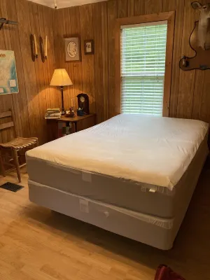 Bunkhouse at English Mountain-Unlimited creek access-Farm Views