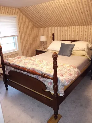 Farmstay, 2 bedrooms with 2 private baths, private entrance.