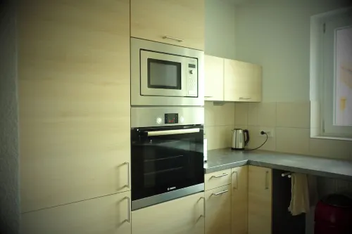 Raft home | meadow view | child and pet friendly!