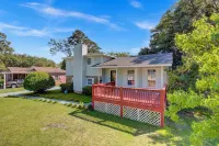 Charleston, near Airport, luxury & cozy house. Hotels near Middleton Place