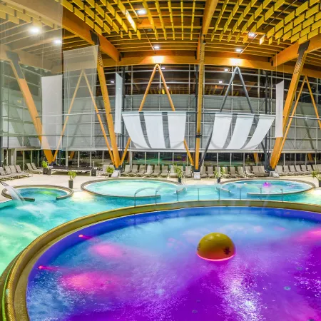 Hotel AquaCity Seasons