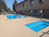 Sagebrush Inn & Suites - Pools