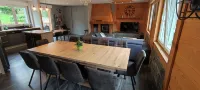 Maison-gîte "Le Bressaud" Jusqu'à 12 Personnes Hôtels à proximité de : Stade municipal du Planot-Paris