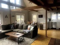 3 BR +Loft + 2 Bathroom Mtn Cabin w/ Hot Tub - New Deck and Paved Driveway!