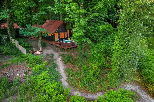 Riverfront Cabin: Iconic Mt. Index Views & Hot Tub - Alppimaja