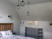 Newly Converted Steading , Royal Deeside Hotels in Aboyne