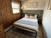 Peaceful Lakehouse Vacation just 30 minutes from The Dells! Hotels in New Chester