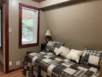 Willow, Alaska getaway with a private lake access! โรงแรมในวิลโลว์