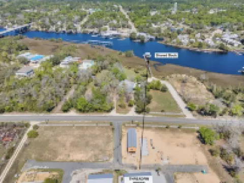 New house in Beautiful Steinhatchee, Florida! Boat Parking! Hotels in Dixie County