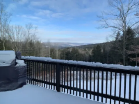 Private House with Great View Hotels in Chenango County