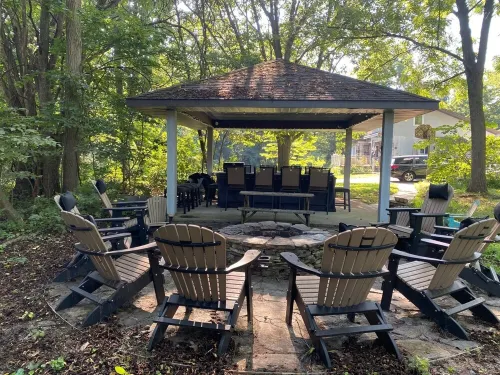 The Hideaway - 19 Private Acres to Explore