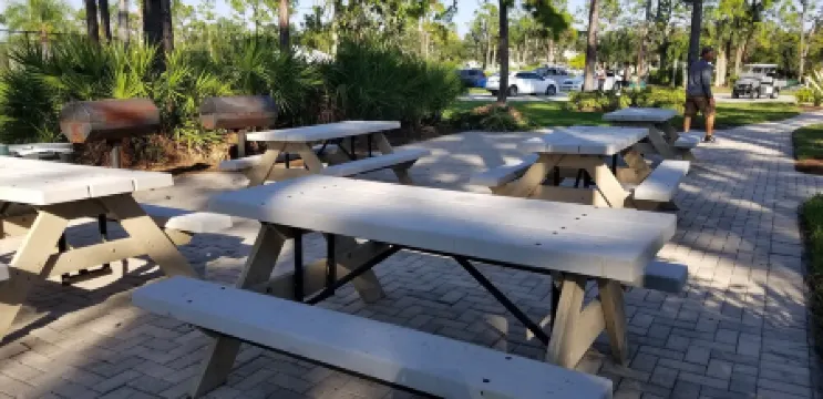 BEACH & SUNSETS CONDO!