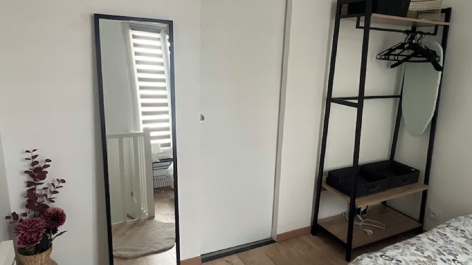 Charmant Duplex au Calme et Entièrement Rénové Près de Paris