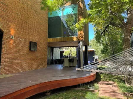 3-Bedroom, Outdoor Japanese Soaking Tub, Fire-Pit, originally built in 1890!