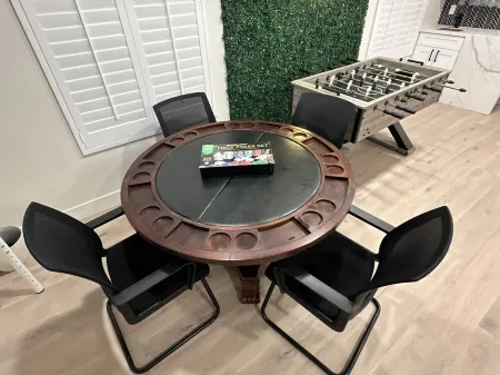 Sleeps 40+ NEW Luxury Private Resort with Pool Golf Arcade Spa Playground Poker