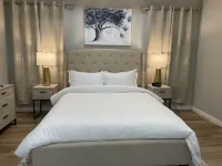 Entire Duplex Large Guest Count Close To DwnTn HTX 北休斯頓住宿飯店