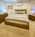 Snowshoe Inn - King Master - Hot Tub - Fire Pit - Trails - Community Pool