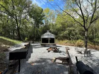 Country Cottage on the Bourbon Trail, near Bardstown, Peaceful, Family, Couples