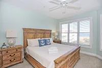 Desoto unit 302, Luxury 3 Bedroom with Amazing Ocean View