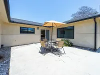 Peaceful Escape: near LAX / Long Beach/ Sofi /Forum/ wlk 2 Dignity Sport Park Hotels in Carson
