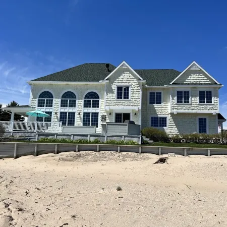 Huge Cape Cod Style Home on all Sandy beach / Cedar Lake MI
