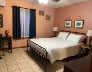 Peek-a-Moo Apt w/patio, paddle boating