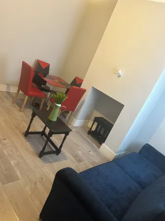 Brunswick Place Отели рядом с достопримечательностью «The Excel Academy»