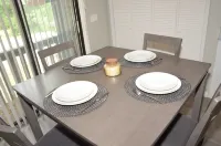 Gold Leaf Getaway: Cozy 2-bd apt in quaint Daleville, Streaming, WiFi, Near Base