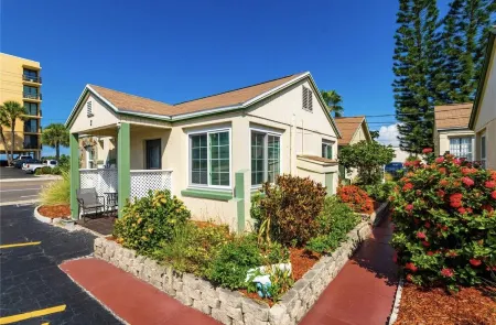 Madeira Beach Bungalow right across the street from the beach