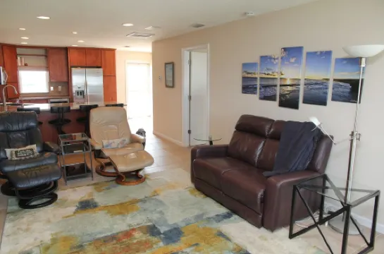 Tradewinds Condominium Top Floor - Ocean View Condo #113 Hotels in Crescent Beach