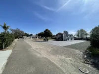 The Barn House near fwy 101