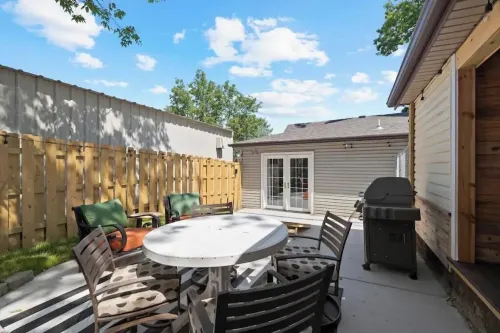 Branson Downtown Trolley House