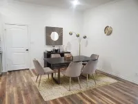 Amazing Spacious House in Ideal Location - Perfect for Large Groups!