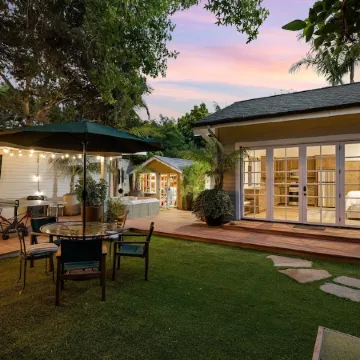 Montecito Beach House w/Hot Tub & Cold Plunge - Walk to Beach and Restaraunts